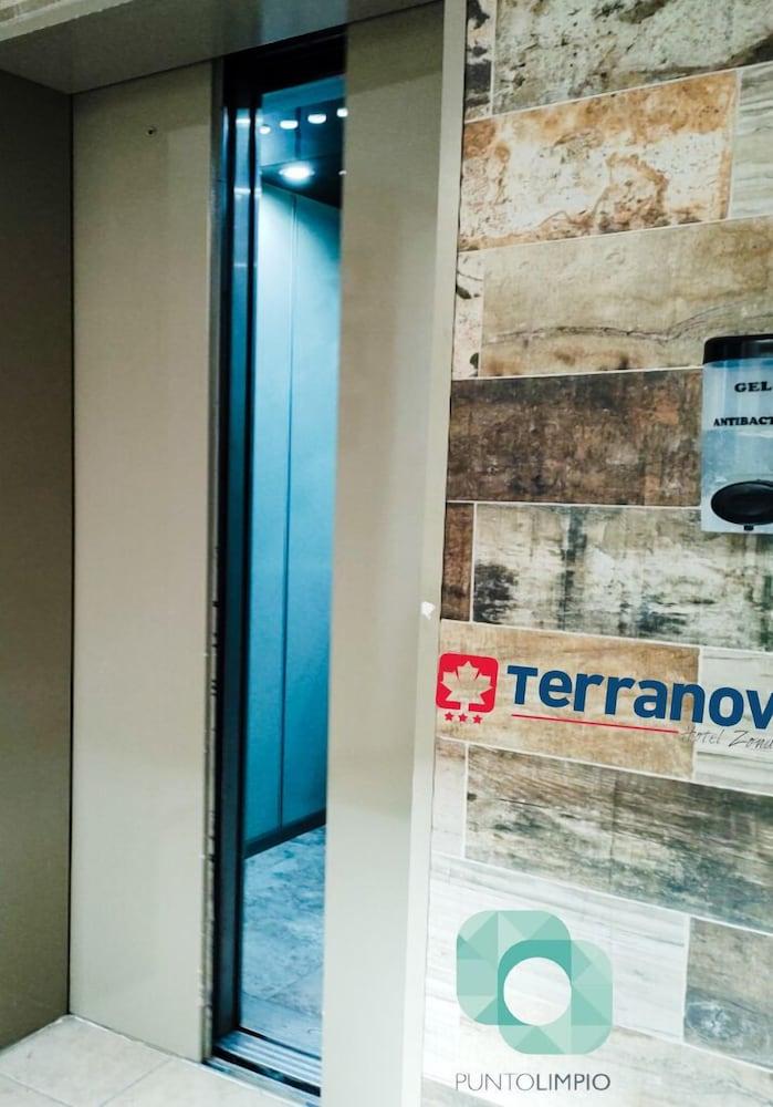 Hotel Terranova León Zewnętrze zdjęcie